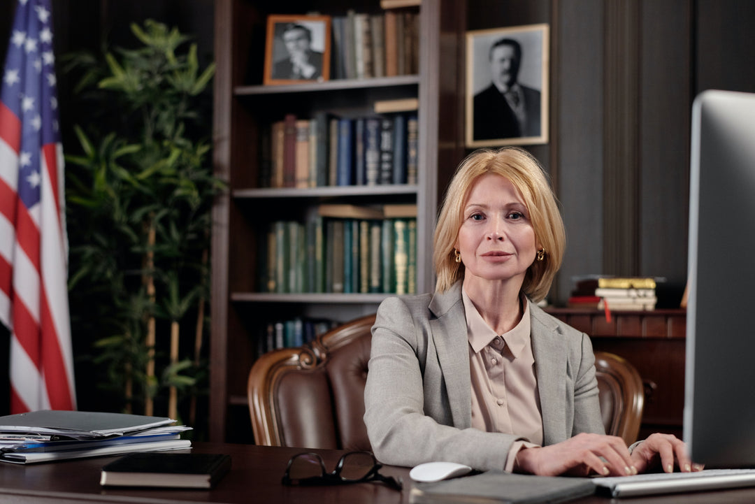 Top 6 Must-Read Blogs For Female Law Students