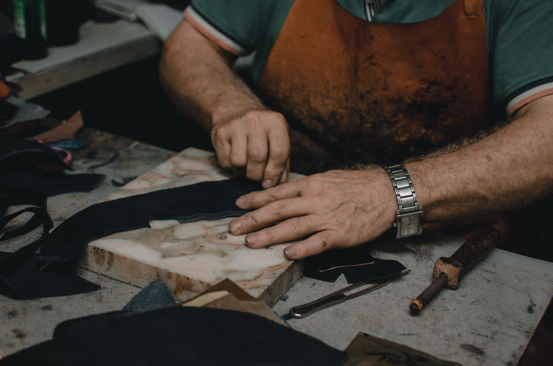7 Things To Look Out For BEFORE Buying A Leather Bag