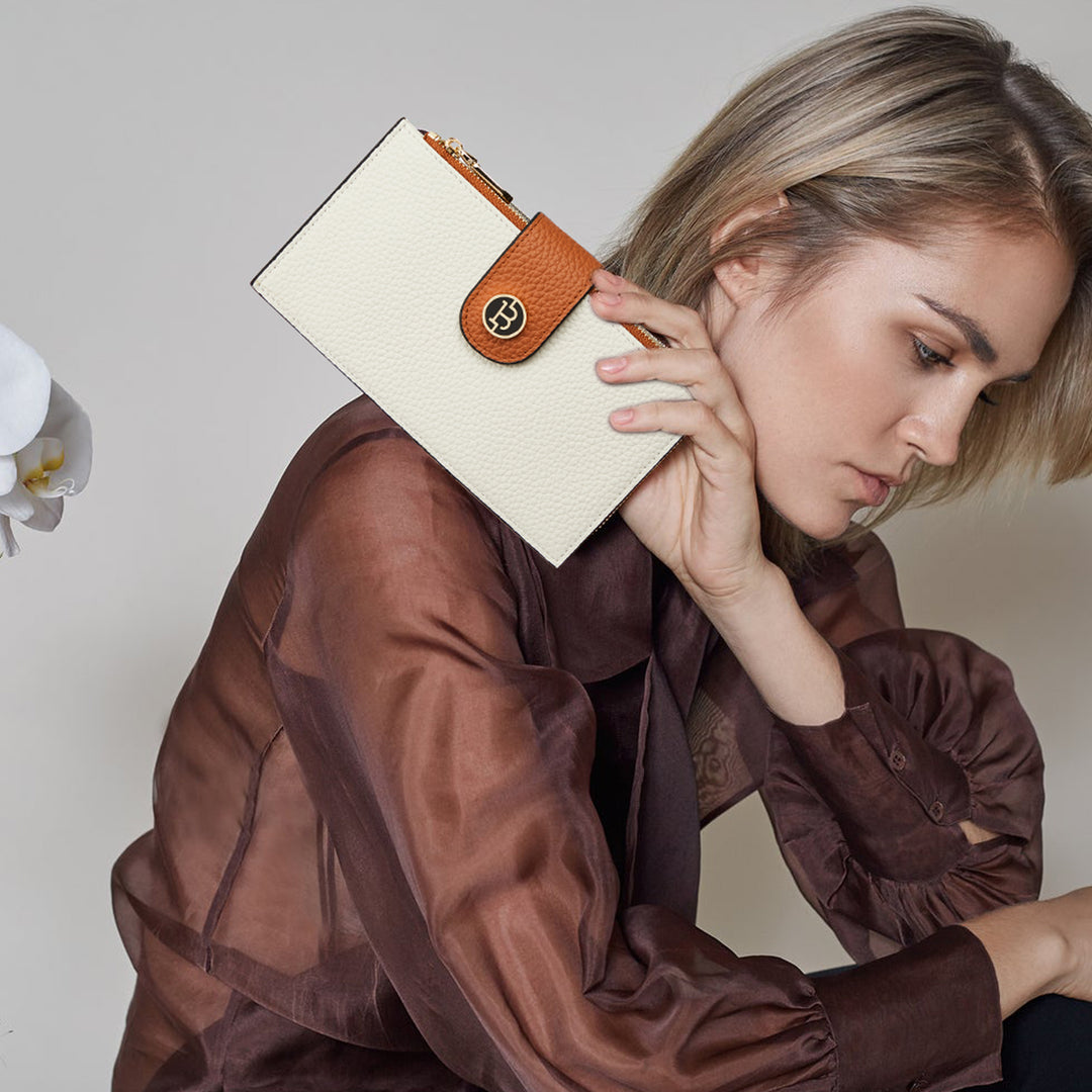 Lomy Leather Slim Wallet — Bifold Purse