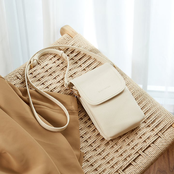 Evelyn Leather Crossbody Phone Wallet For Women —— Boudoir Style